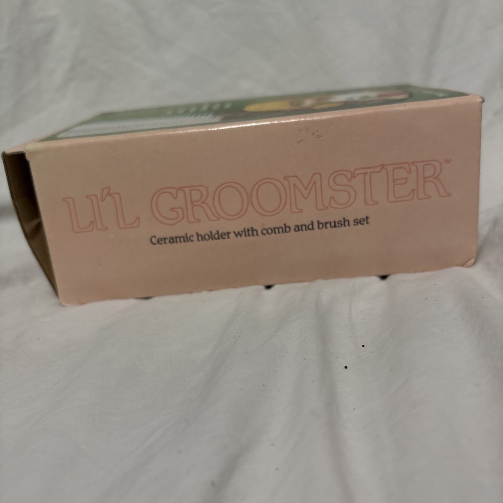 VINTAGE Lil Groomster Brush and Comb Set Ceramic Holder #5394G Missy And Kitty - Picture 5 of 8
